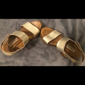 Steve Madden gold wedge sandals Size 8 with Velcro strap